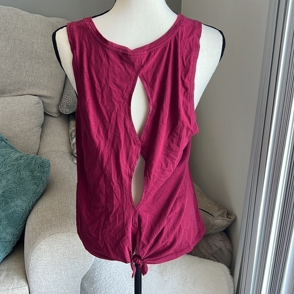 Victoria Secret Women’s Red Sport Glitter Graphic Tank Top Sz M - Picture 5 of 9